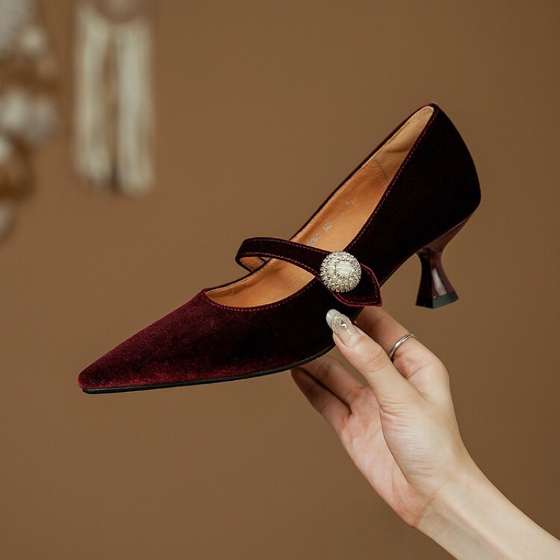 Vinho tinto apontou toe mary j - Boots avaliação e preço