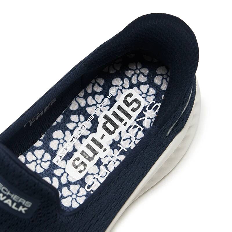 Tênis Skechers 125644-NVW Femi - Knit Fabric Lace Up Sneakers avaliação e preço