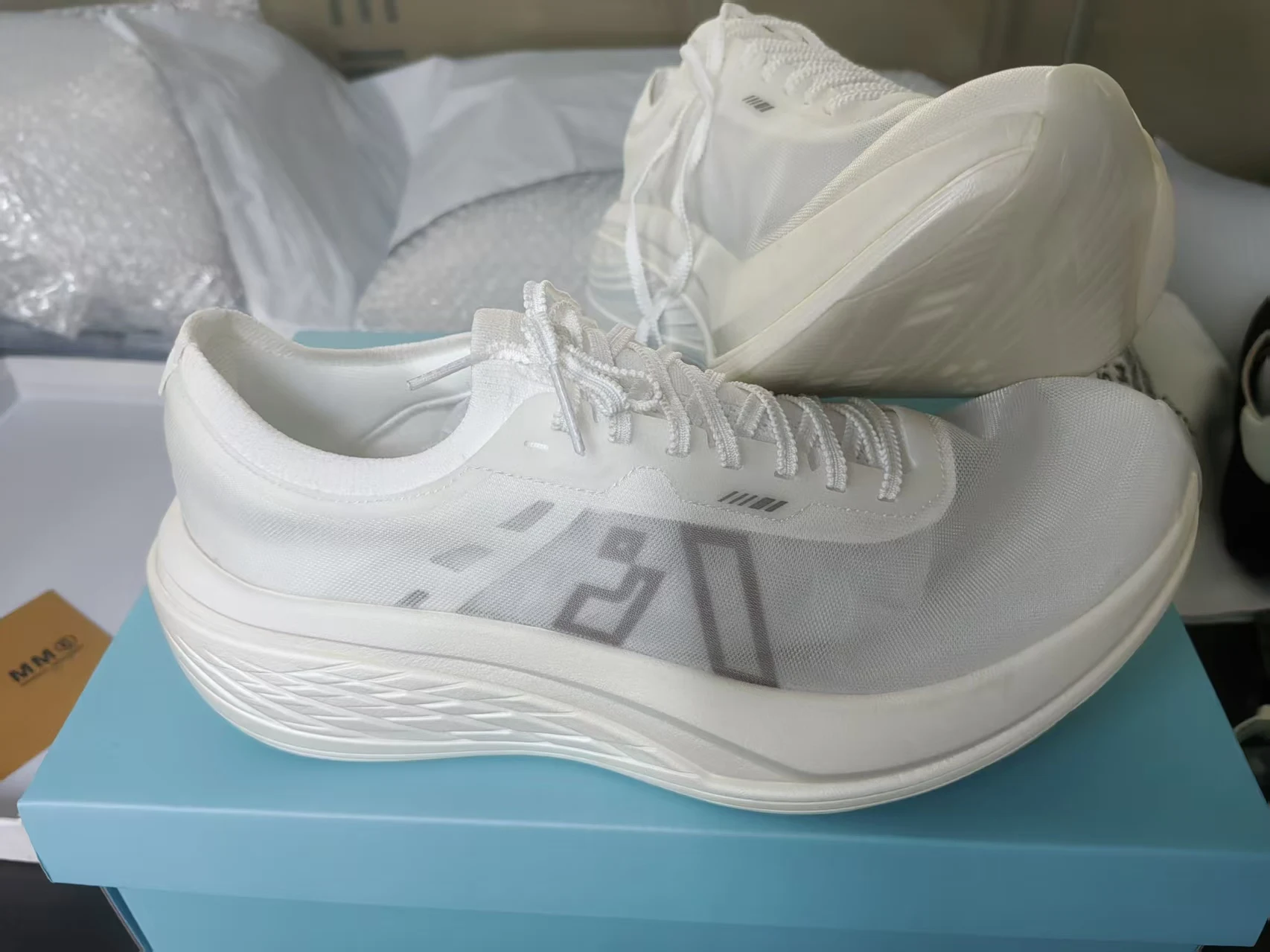 Tênis de corrida com placa de  - Lightweight Road Running Shoes avaliação e preço